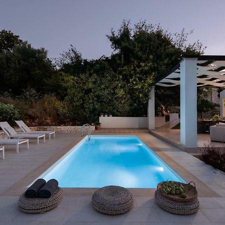 Levantes Luxury Home - Nature Inspired, Pool & Bbq, By Thinkvilla Prinés Esterno foto