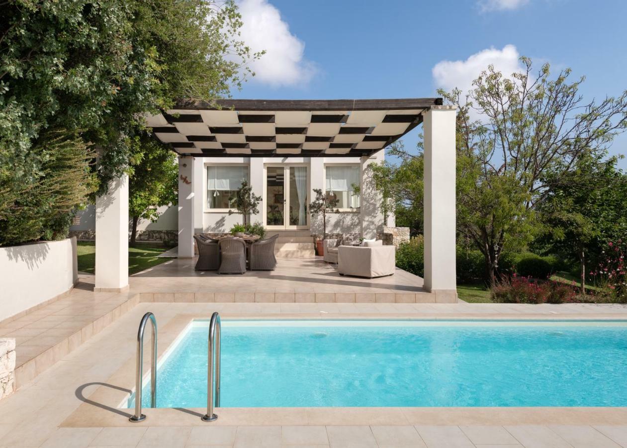 Levantes Luxury Home - Nature Inspired, Pool & Bbq, By Thinkvilla Prinés Esterno foto