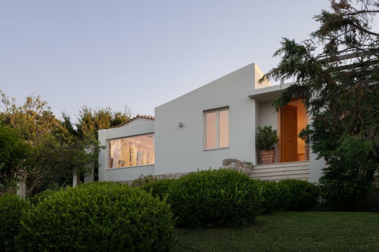 Levantes Luxury Home - Nature Inspired, Pool & Bbq, By Thinkvilla Prinés Esterno foto