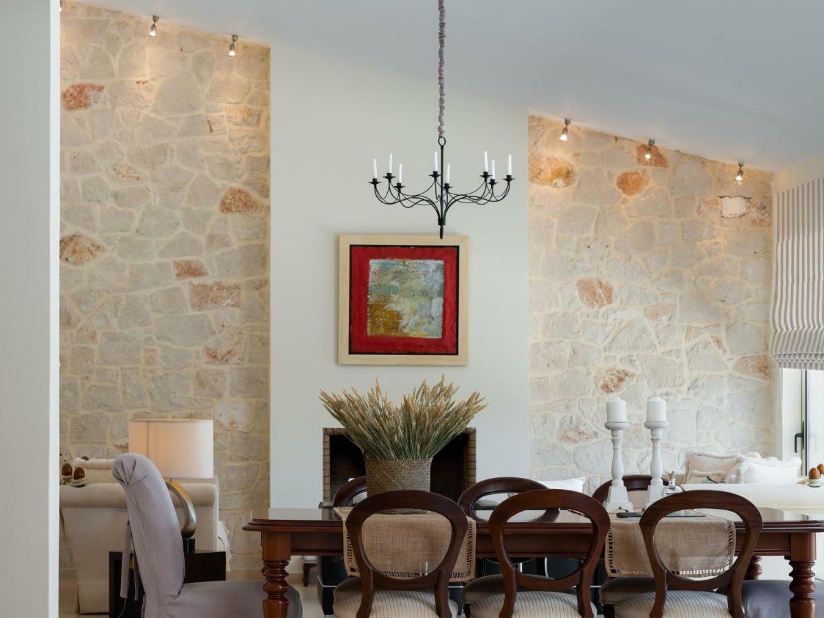 Levantes Luxury Home - Nature Inspired, Pool & Bbq, By Thinkvilla Prinés Esterno foto