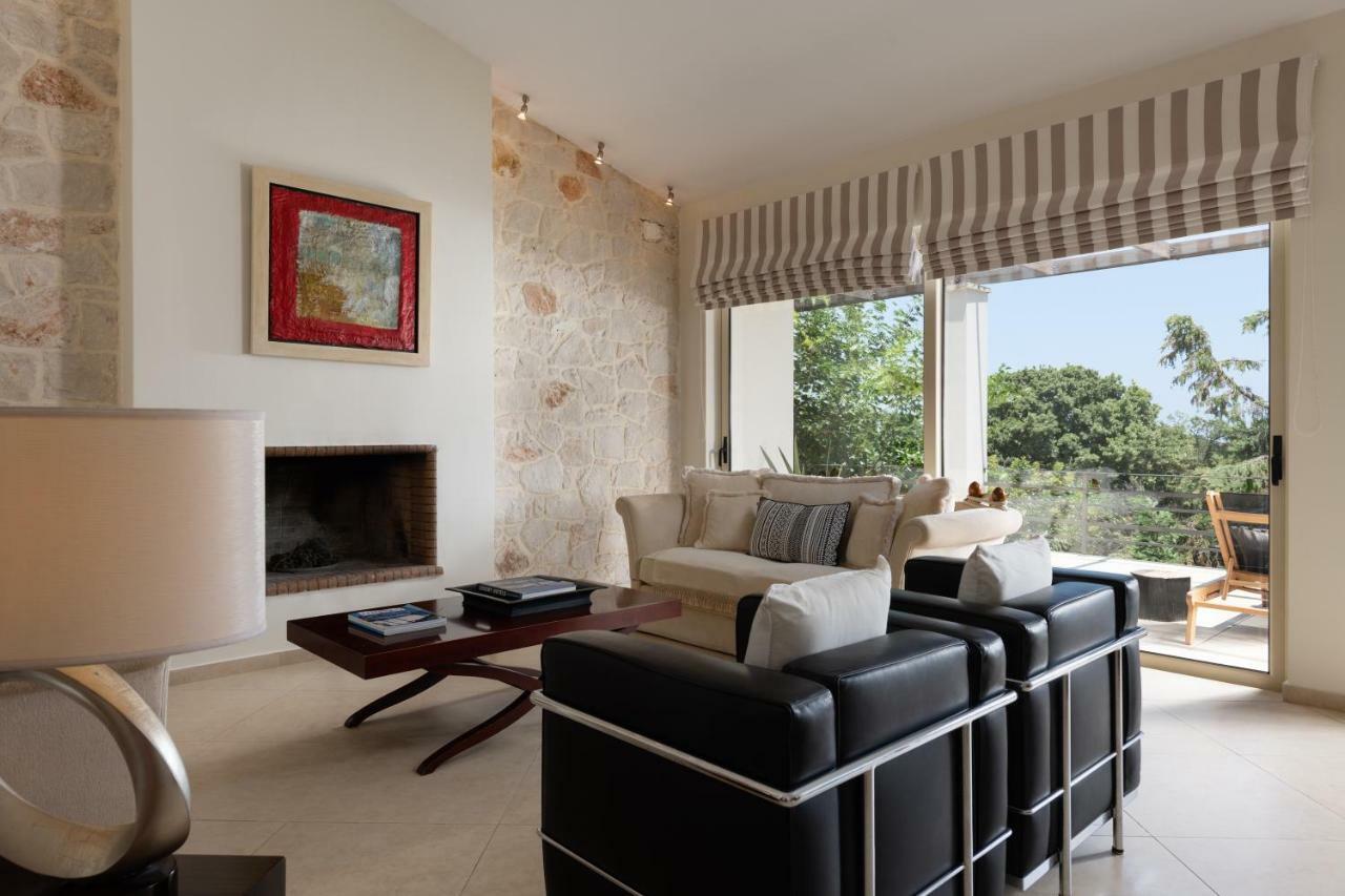 Levantes Luxury Home - Nature Inspired, Pool & Bbq, By Thinkvilla Prinés Esterno foto