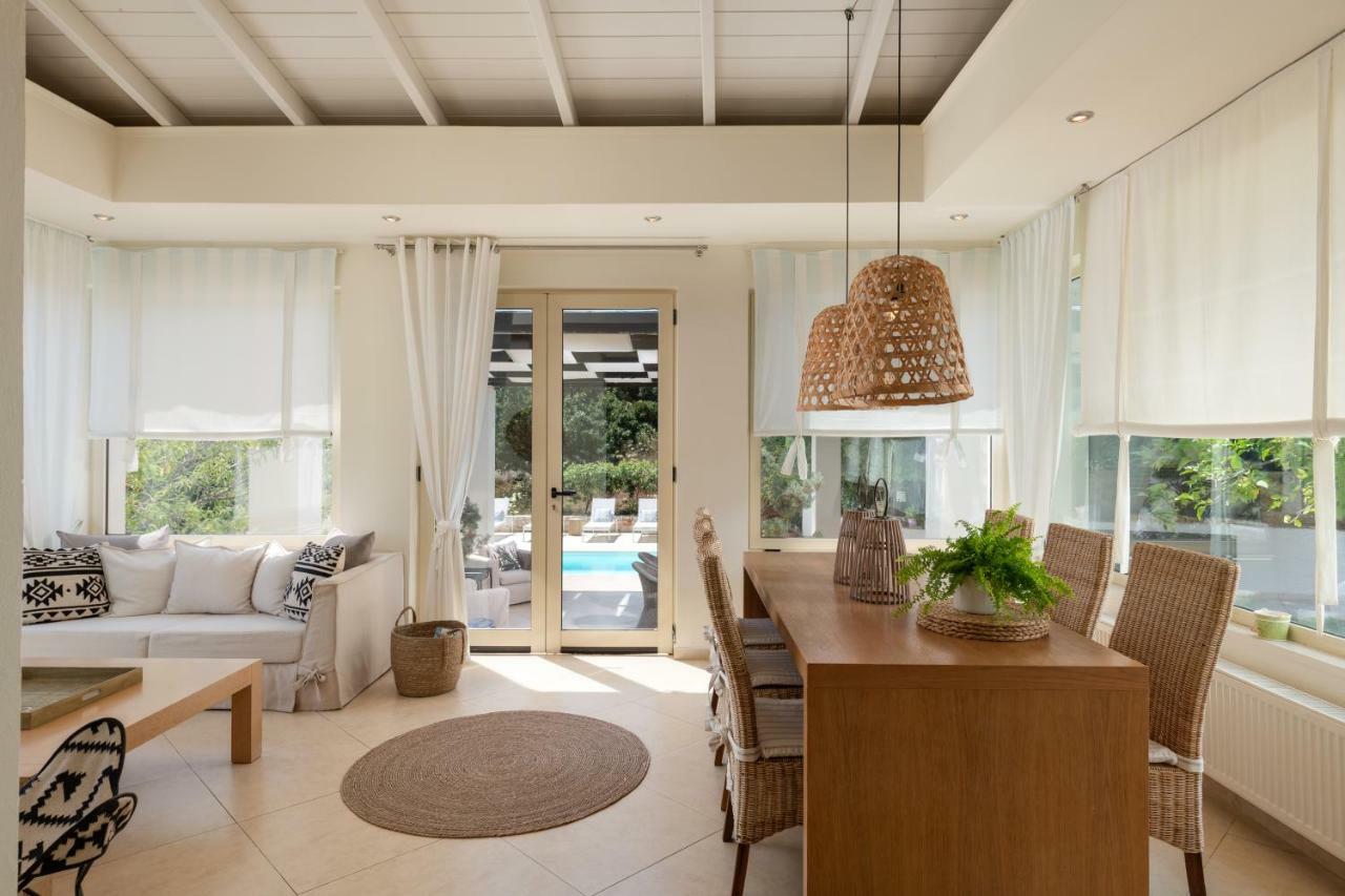 Levantes Luxury Home - Nature Inspired, Pool & Bbq, By Thinkvilla Prinés Esterno foto