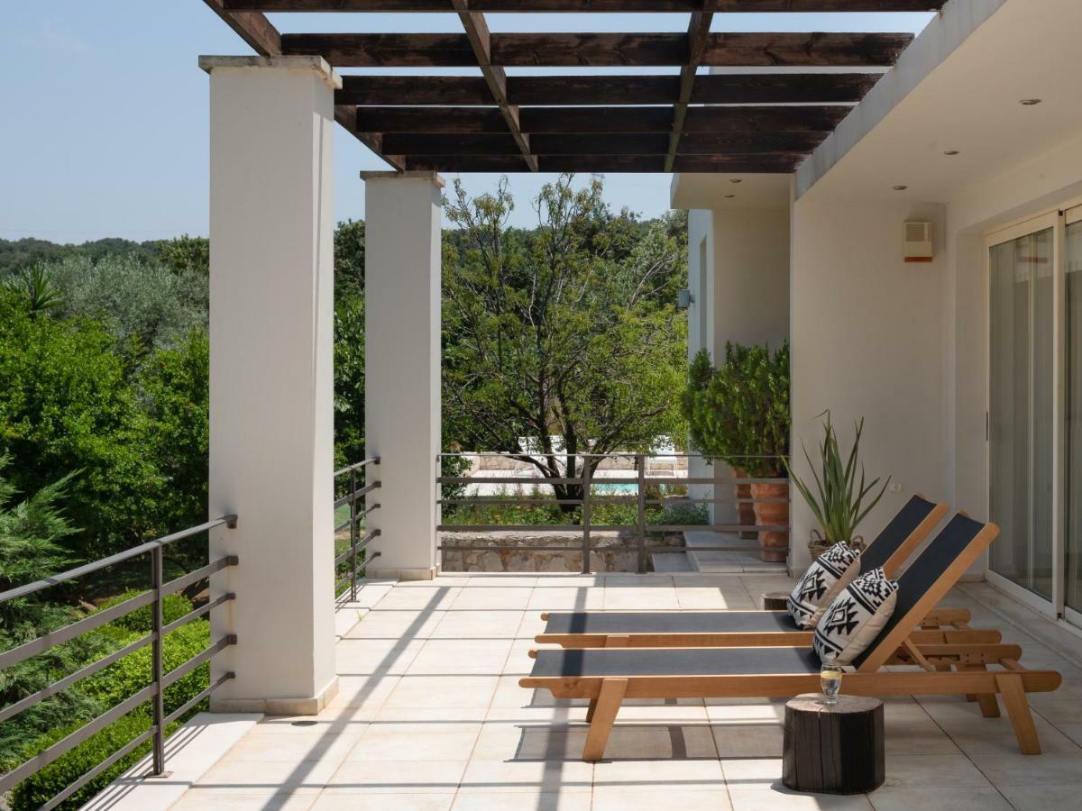Levantes Luxury Home - Nature Inspired, Pool & Bbq, By Thinkvilla Prinés Esterno foto