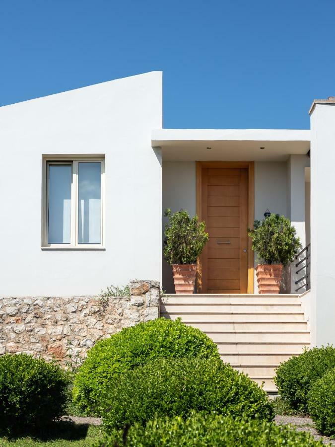Levantes Luxury Home - Nature Inspired, Pool & Bbq, By Thinkvilla Prinés Esterno foto
